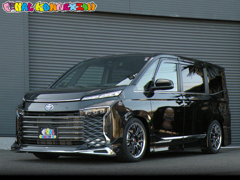 TOYOTA ヴォクシー